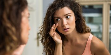 Arrugas prematuras: causas y soluciones para una piel radiante